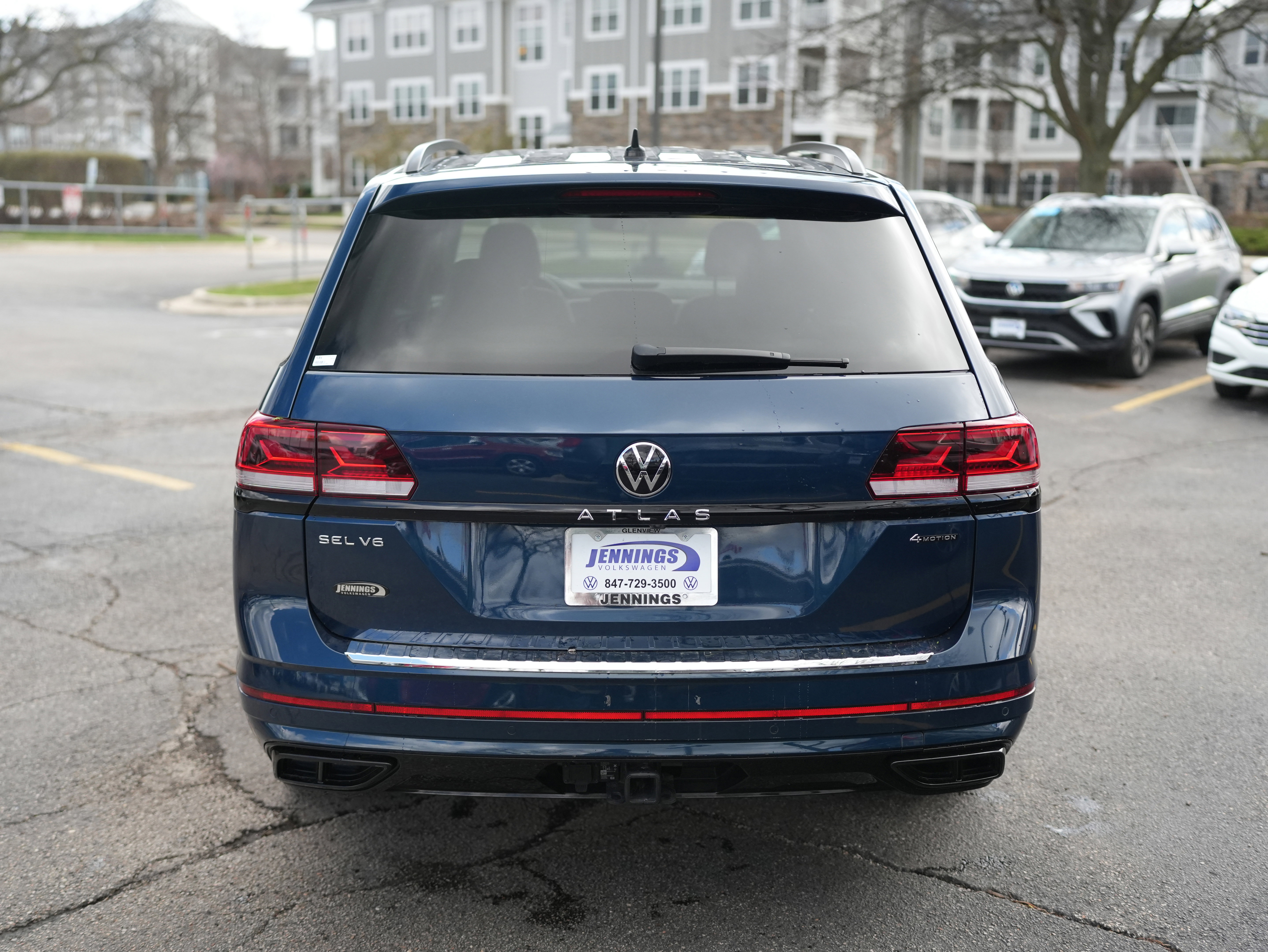 Certified 2023 Volkswagen Atlas SEL R-Line image 6