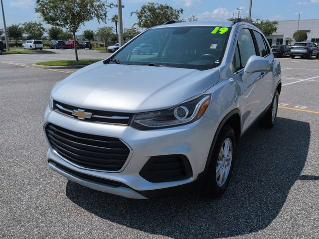 Used 2019 Chevrolet Trax LT w/ LT Convenience Package AWD/4WD image 8