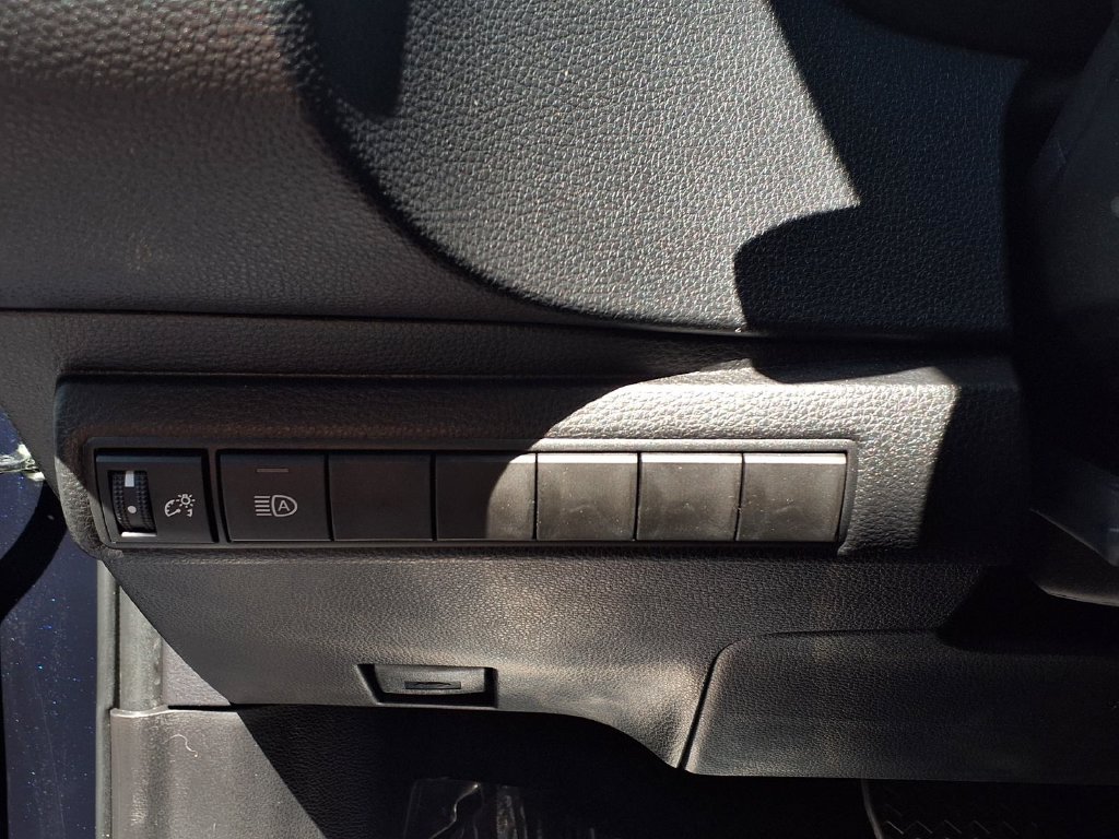 Certified 2026 Toyota Corolla SE w/ SE Package FWD image 16