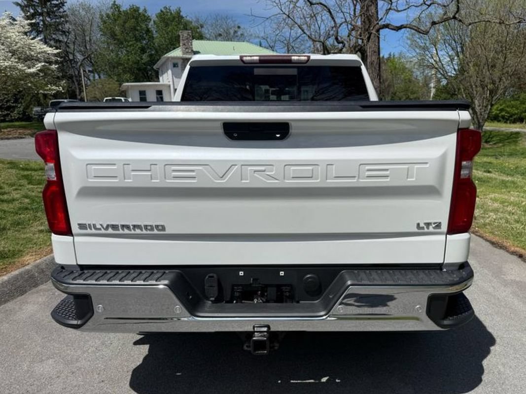 Used 2019 Chevrolet Silverado 1500 LTZ w/ LTZ Plus Package AWD/4WD image 8