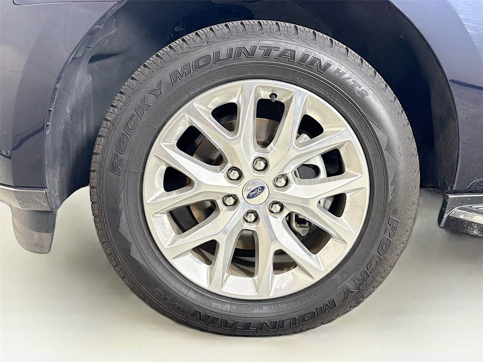 Used 2021 Ford Expedition Max XLT image 11