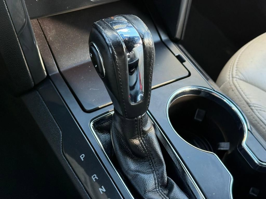 Used 2018 Ford Explorer XLT w/ Equipment Group 202A image 15