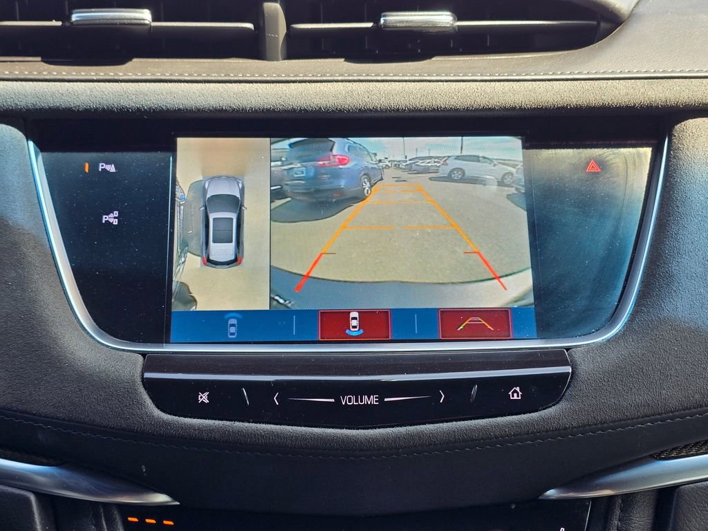 Used 2018 Cadillac XT5 Platinum w/ Driver Assist Package image 29