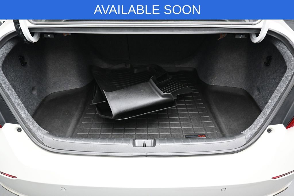 Used 2018 Honda Accord Touring image 35