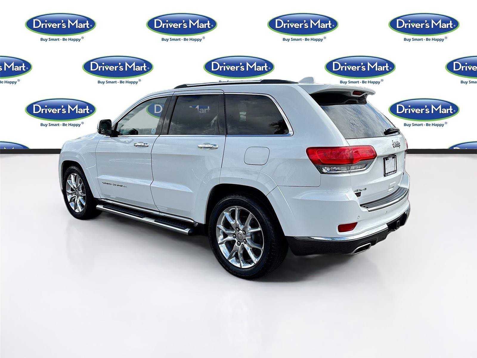 Used 2015 Jeep Grand Cherokee Summit AWD/4WD image 5
