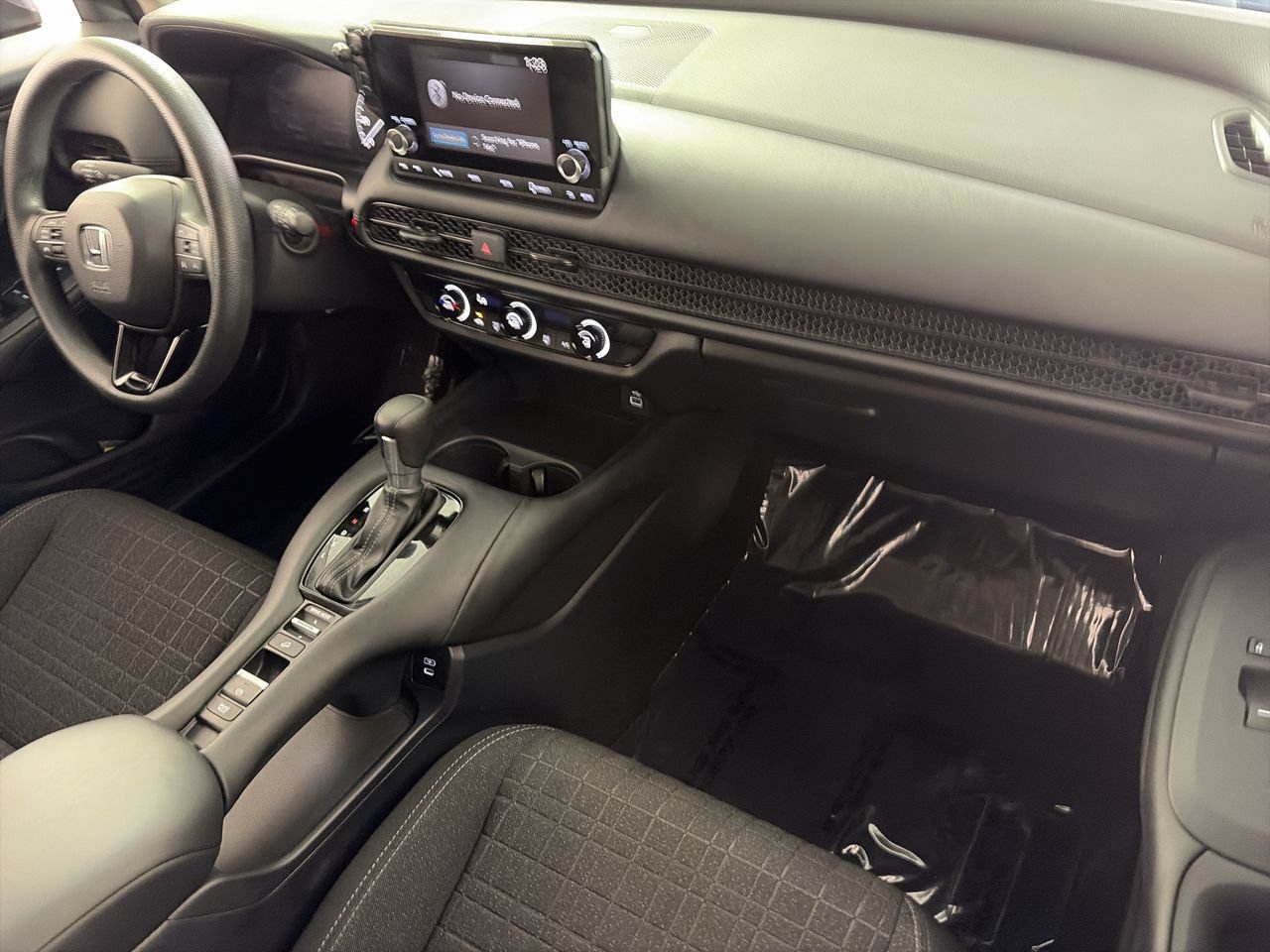 Used 2025 Honda HR-V LX image 24
