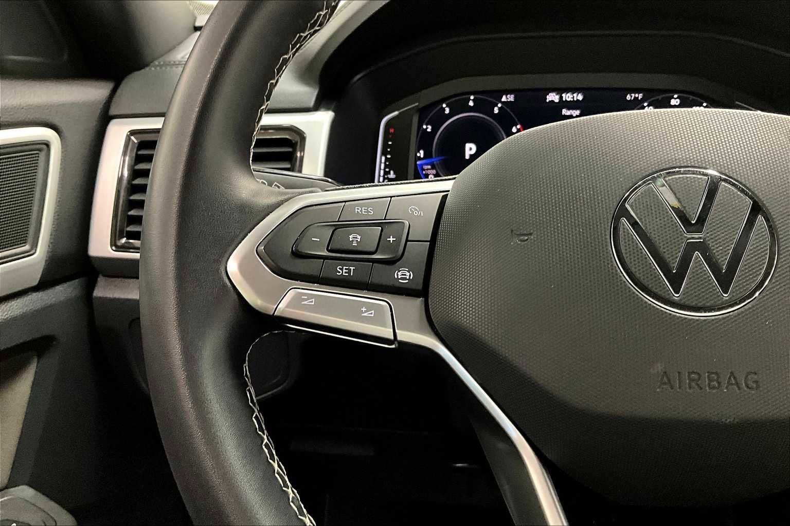 Used 2022 Volkswagen Atlas Cross Sport SE image 21