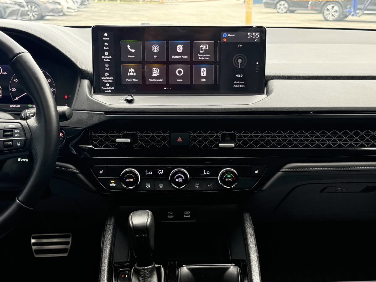 Used 2024 Honda Accord Sport image 30