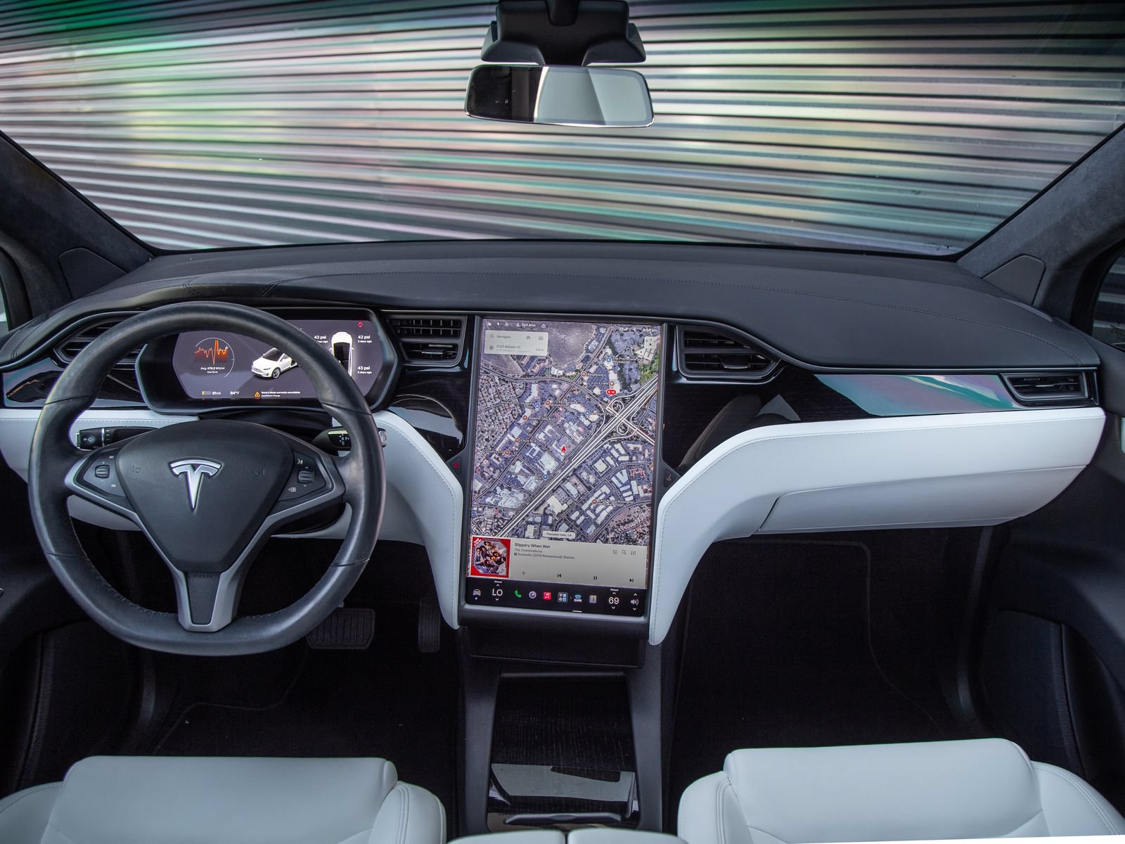 Used 2020 Tesla Model X Long Range AWD/4WD image 22