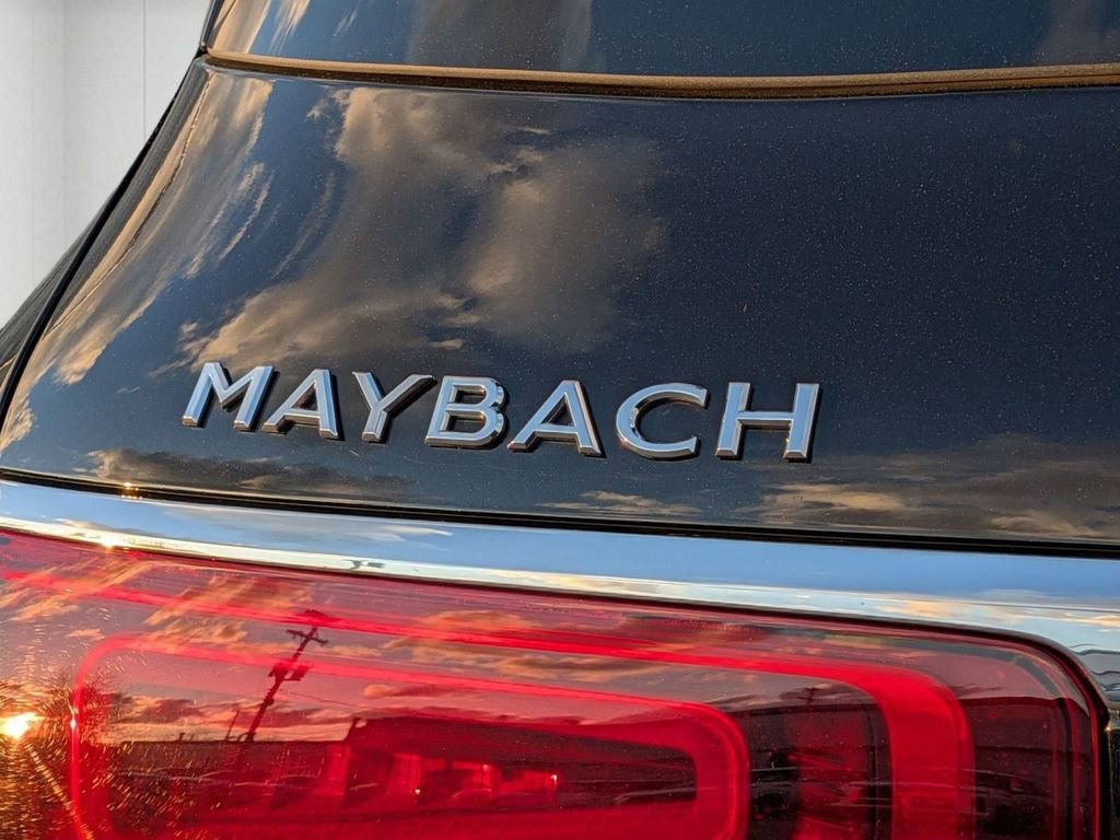 Used 2021 Mercedes-Benz Maybach GLS 600 4MATIC image 9