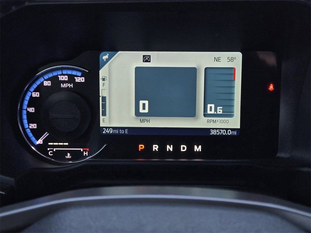 Used 2023 Ford Bronco Badlands image 7