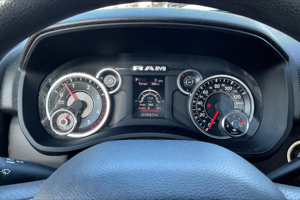 Used 2024 RAM 3500 Tradesman w/ Chrome Appearance Group AWD/4WD image 11