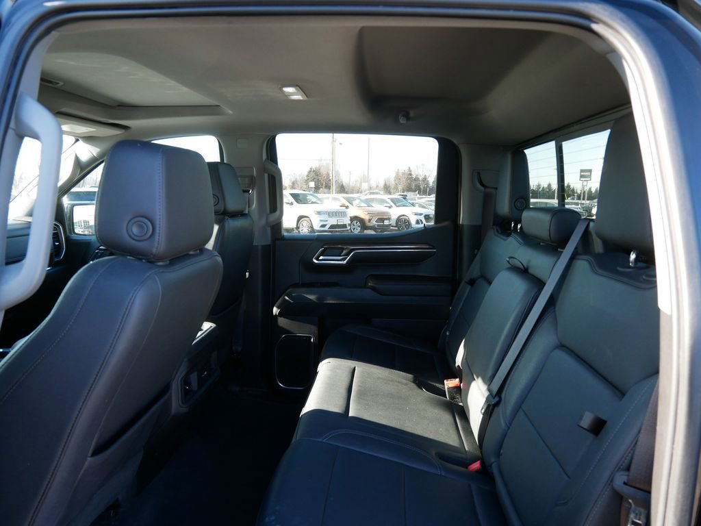 Used 2023 Chevrolet Silverado 1500 RST w/ Convenience Package II image 11