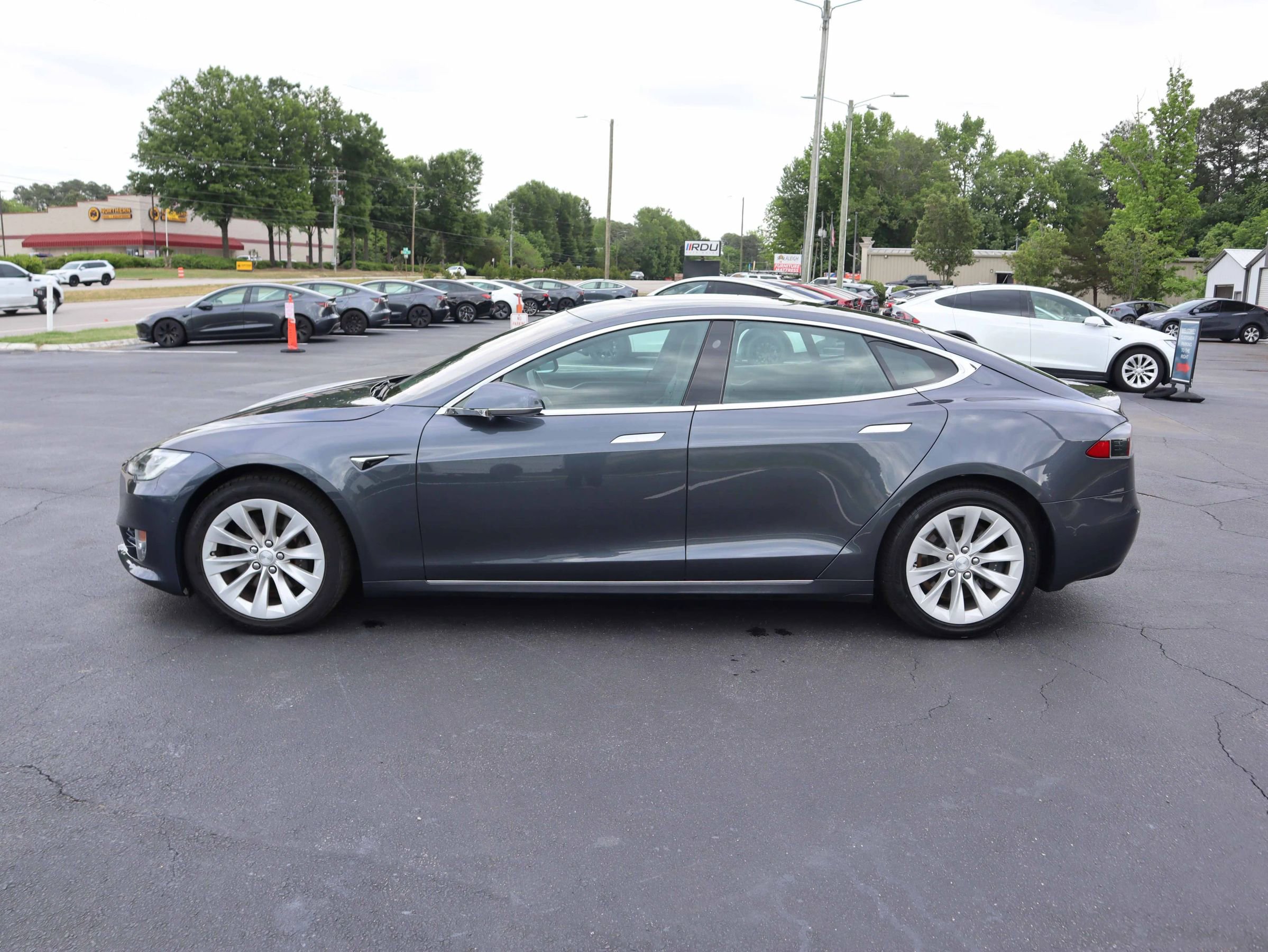 Used 2019 Tesla Model S Long Range AWD/4WD image 8