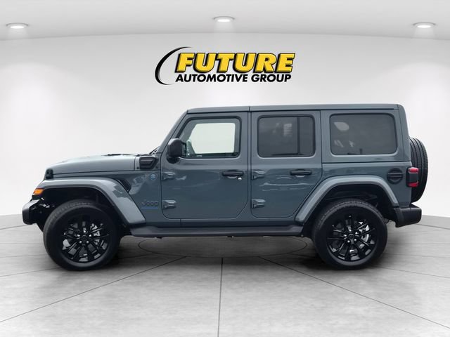 Used 2025 Jeep Wrangler Unlimited Sahara AWD/4WD image 7