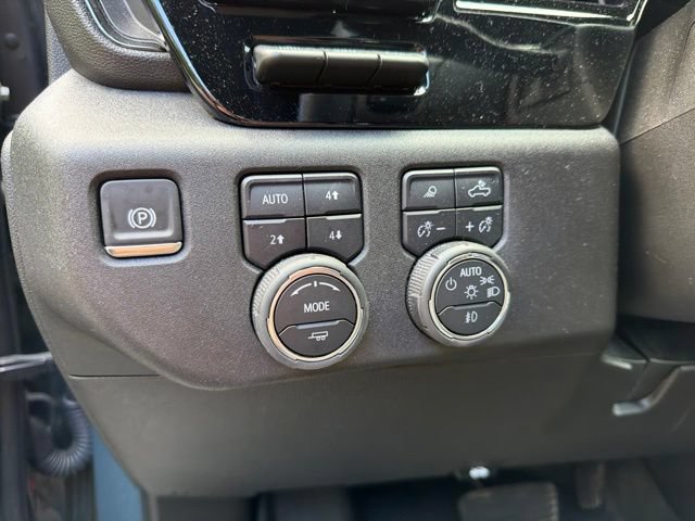 Certified 2025 Chevrolet Silverado 2500 ZR2 w/ Technology Package AWD/4WD image 24
