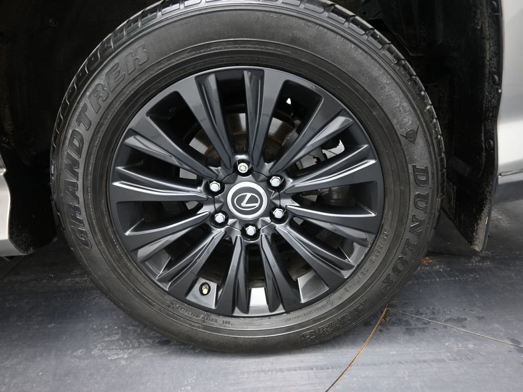 Used 2023 Lexus GX 460 Luxury w/ Sport Design Package image 41