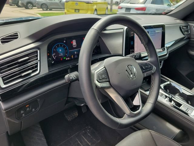 Used 2024 Volkswagen Atlas Cross Sport SE image 7