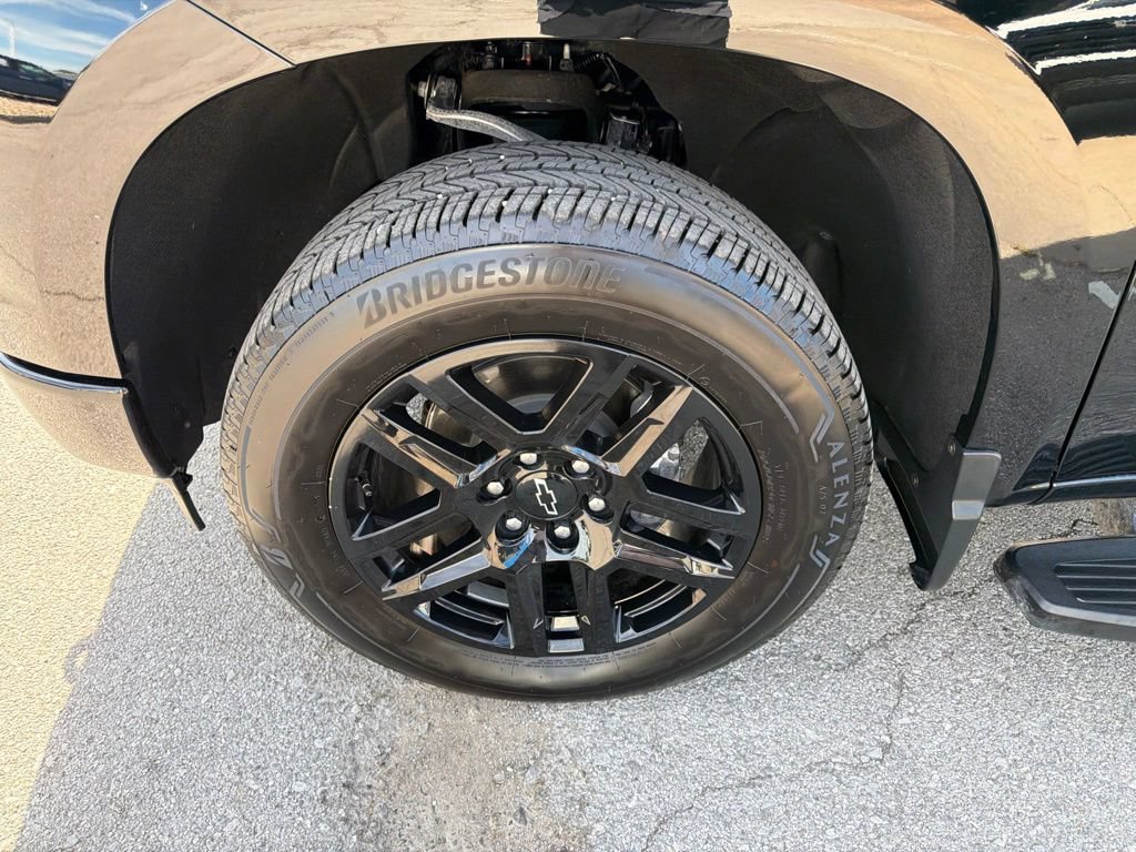 Used 2025 Chevrolet Silverado 1500 Custom AWD/4WD image 12