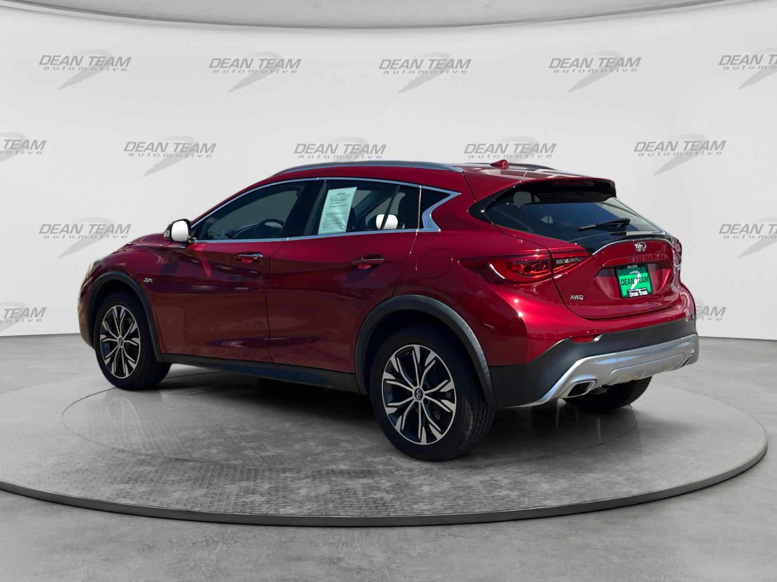 Used 2018 INFINITI QX30 AWD image 6