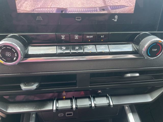 Used 2024 Chevrolet Colorado W/T w/ Safety Package image 25