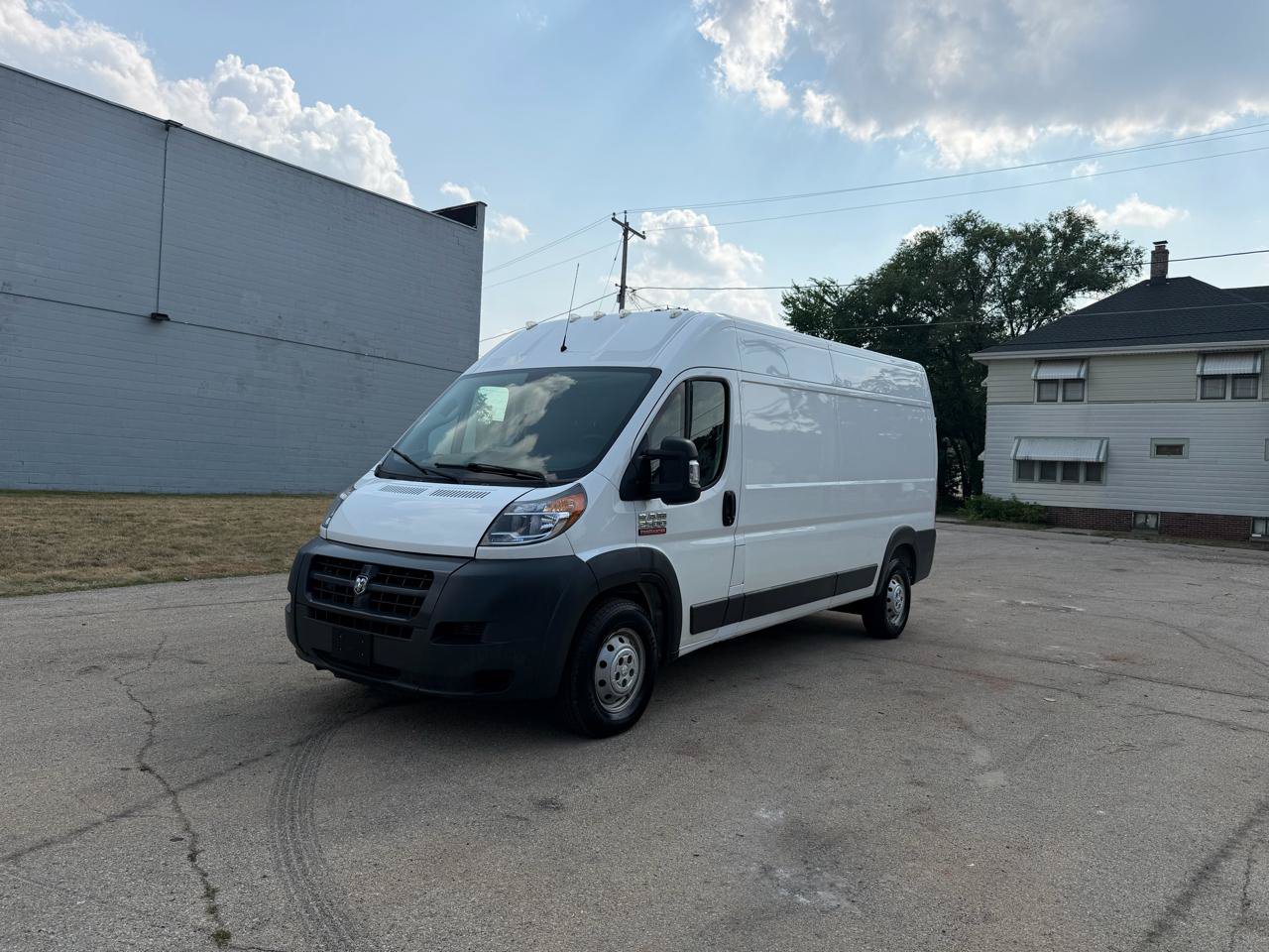 Used 2018 RAM ProMaster 2500 w/ Interior Convenience Group FWD image 3