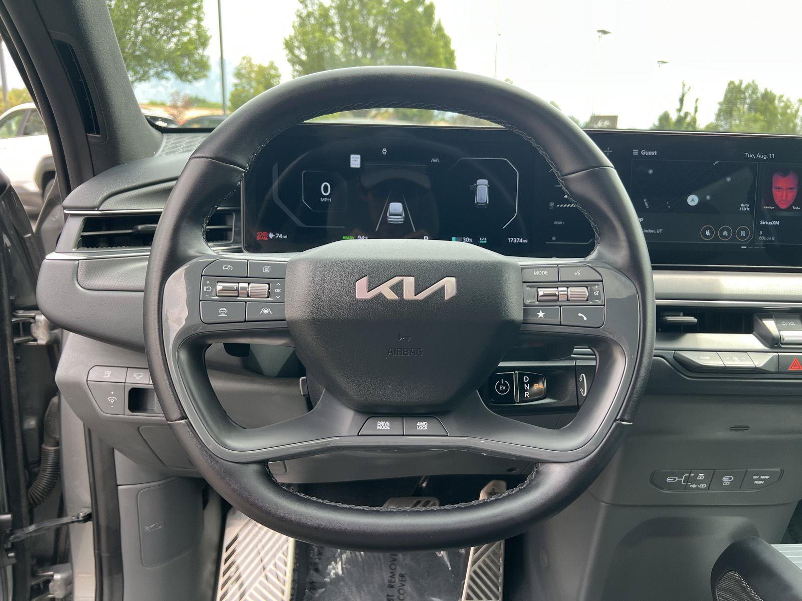 Used 2025 Kia EV9 GT-Line AWD/4WD image 37