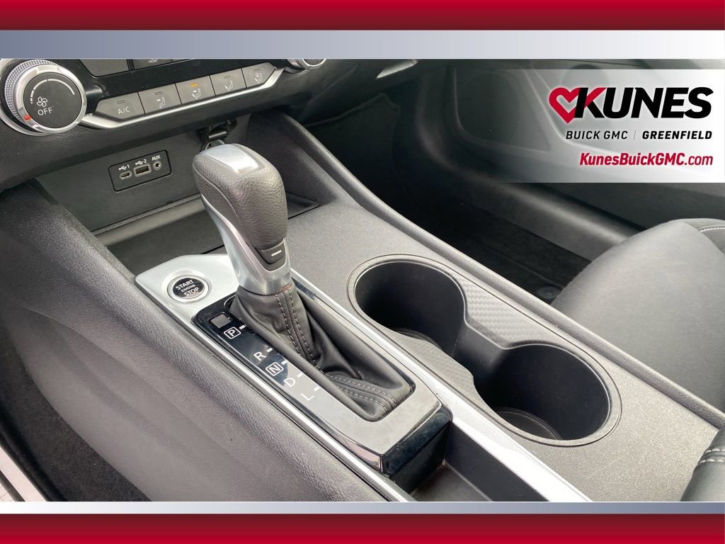 Used 2025 Nissan Altima 2.5 SV image 26