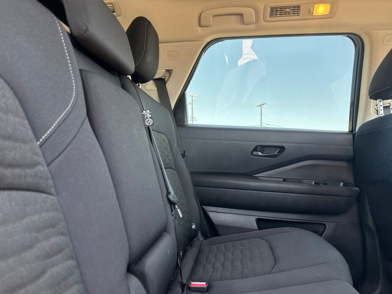 Certified 2025 Nissan Pathfinder SV FWD image 30