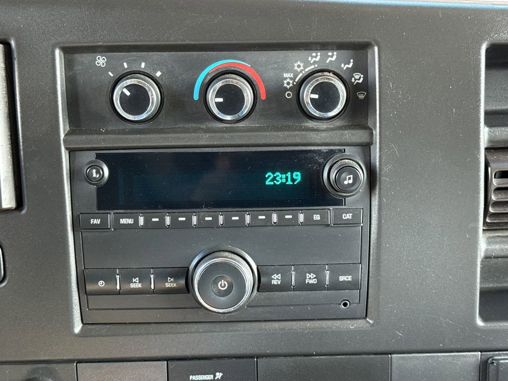 Used 2020 Chevrolet Express 3500 w/ Driver Convenience Package image 19