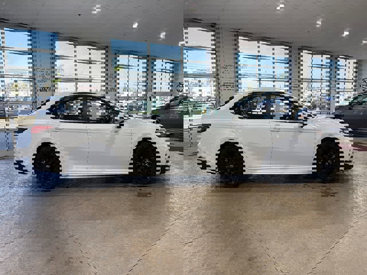 Certified 2025 Toyota Camry SE image 3