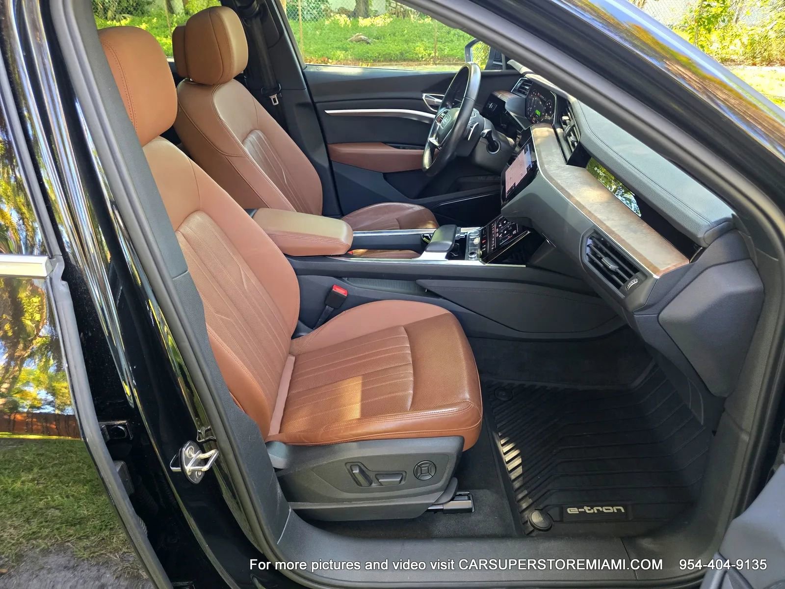 Used 2019 Audi e-tron Premium Plus AWD/4WD image 33