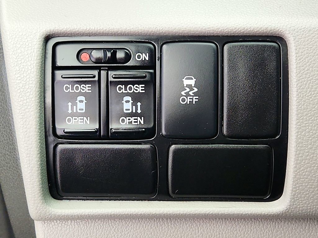 Used 2015 Honda Odyssey EX image 20