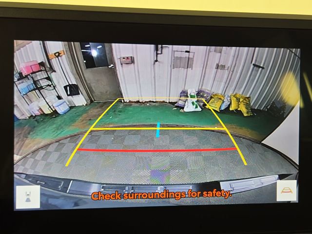 Used 2024 Toyota Tacoma TRD Off-Road image 18