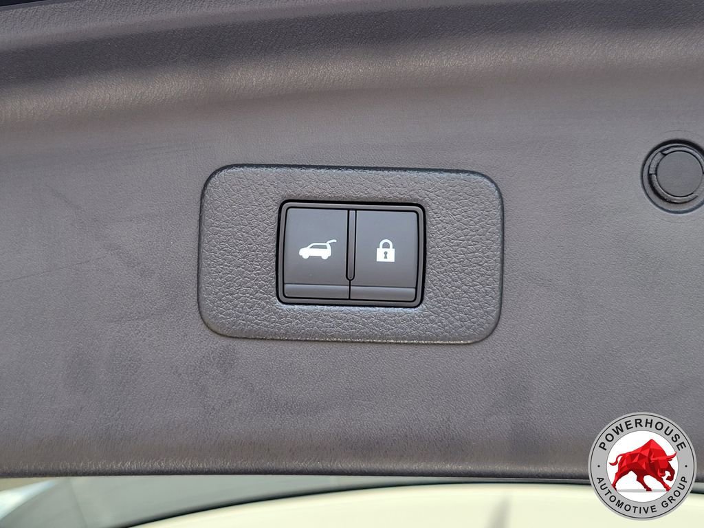 Used 2024 Nissan Armada SL w/ Captain's Chairs Package image 14