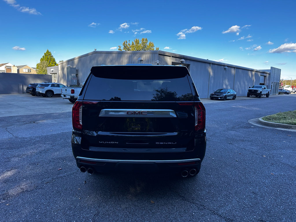 Used 2021 GMC Yukon Denali w/ Denali Ultimate Package image 4