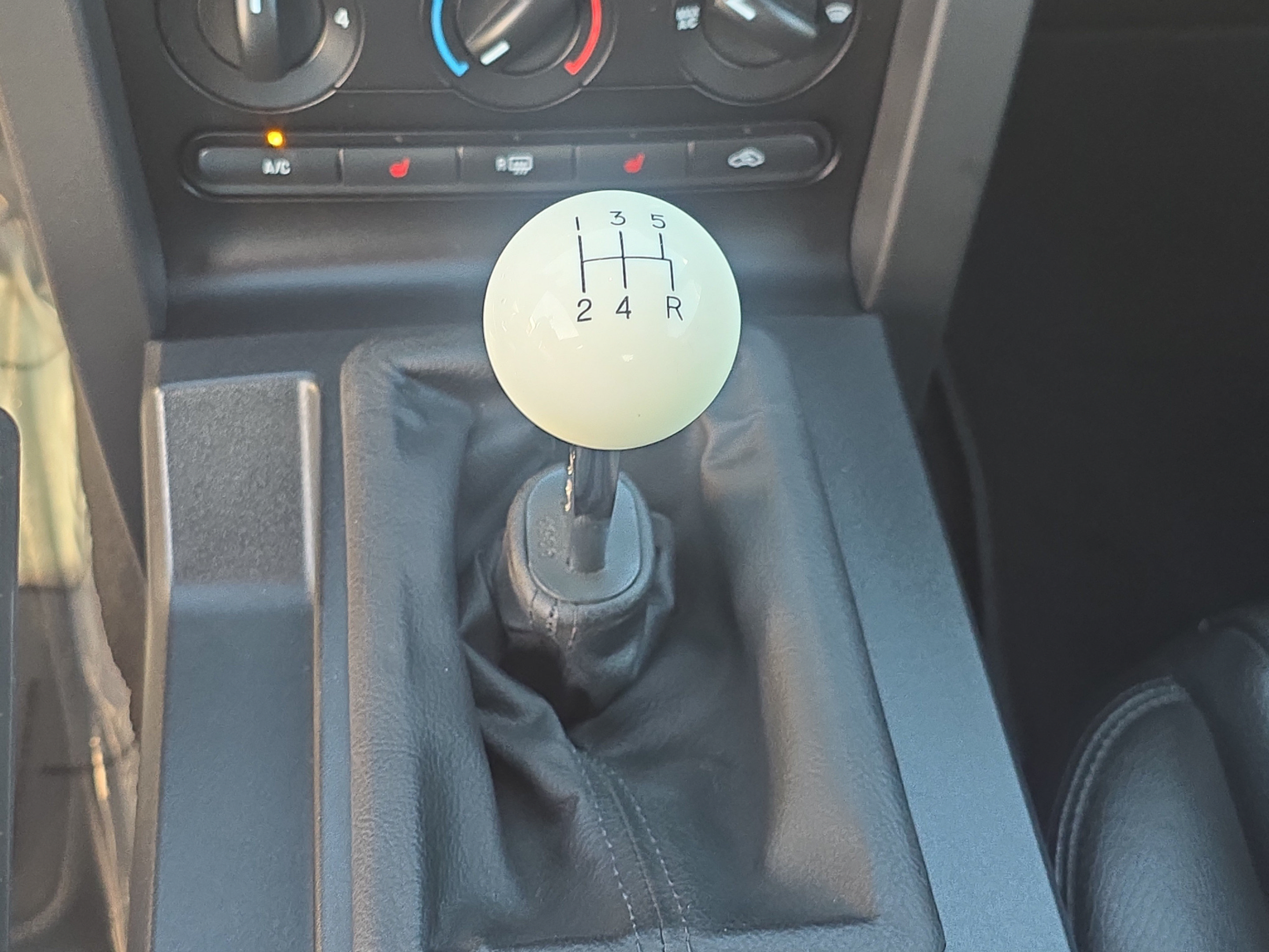 Used 2008 Ford Mustang GT Premium RWD image 25