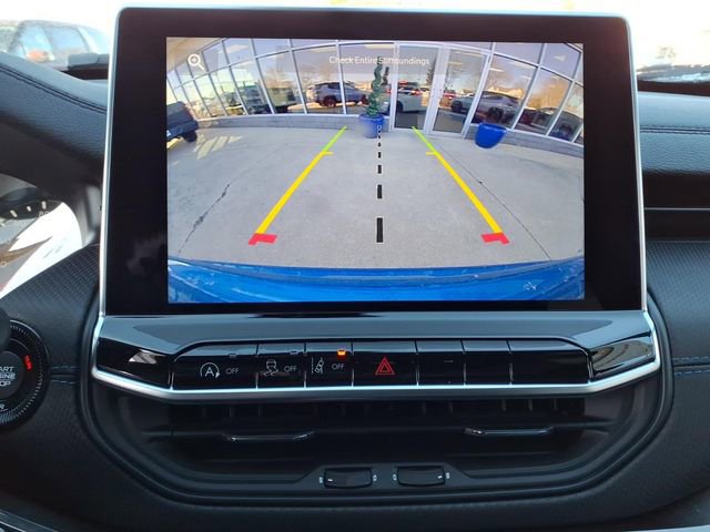 New 2026 Jeep Compass Latitude image 22