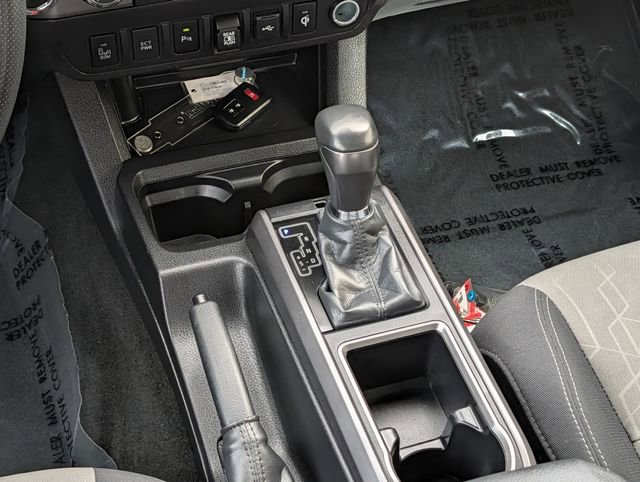 Used 2023 Toyota Tacoma TRD Off-Road w/ Technology Package AWD/4WD image 14