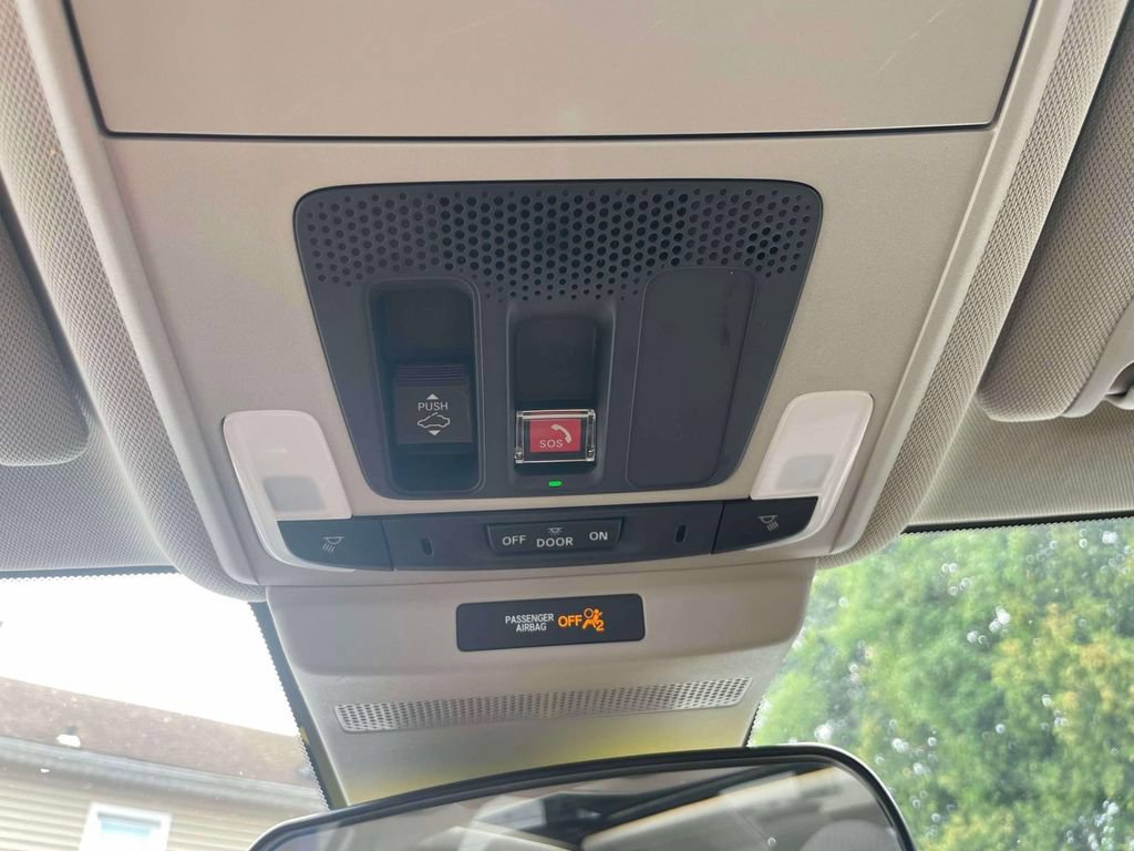 Certified 2024 Honda Accord EX image 33