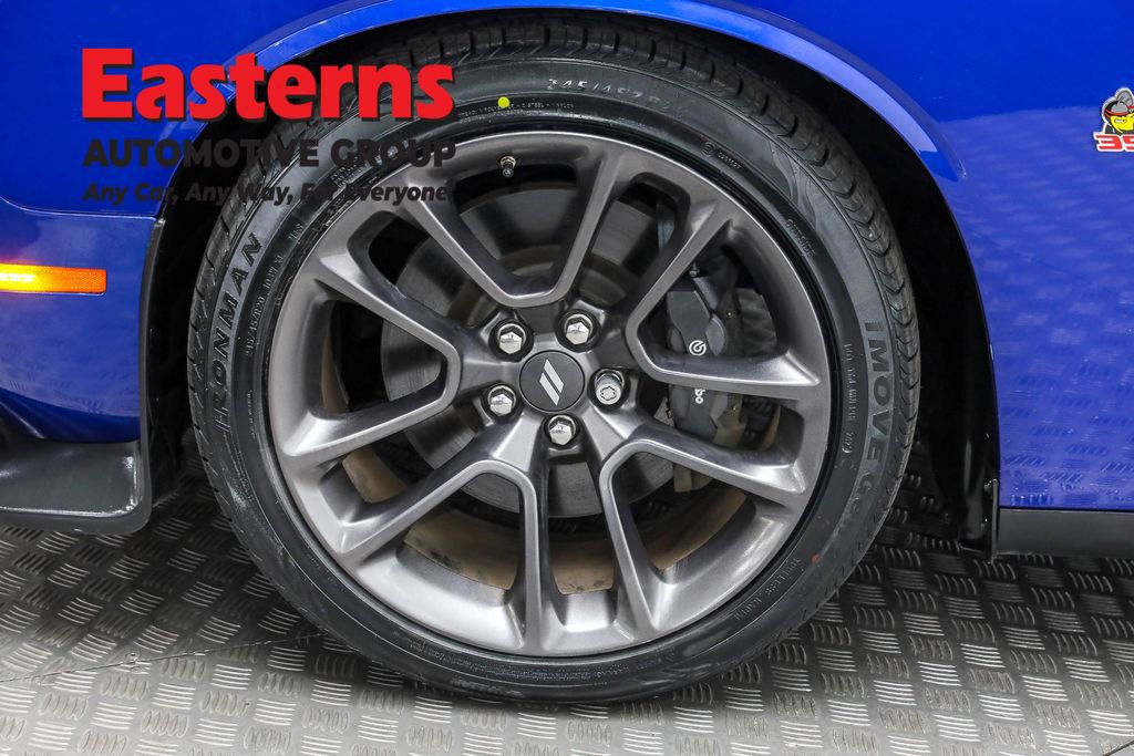 Used 2022 Dodge Challenger R/T Scat Pack w/ Scat Pack Stripe image 32