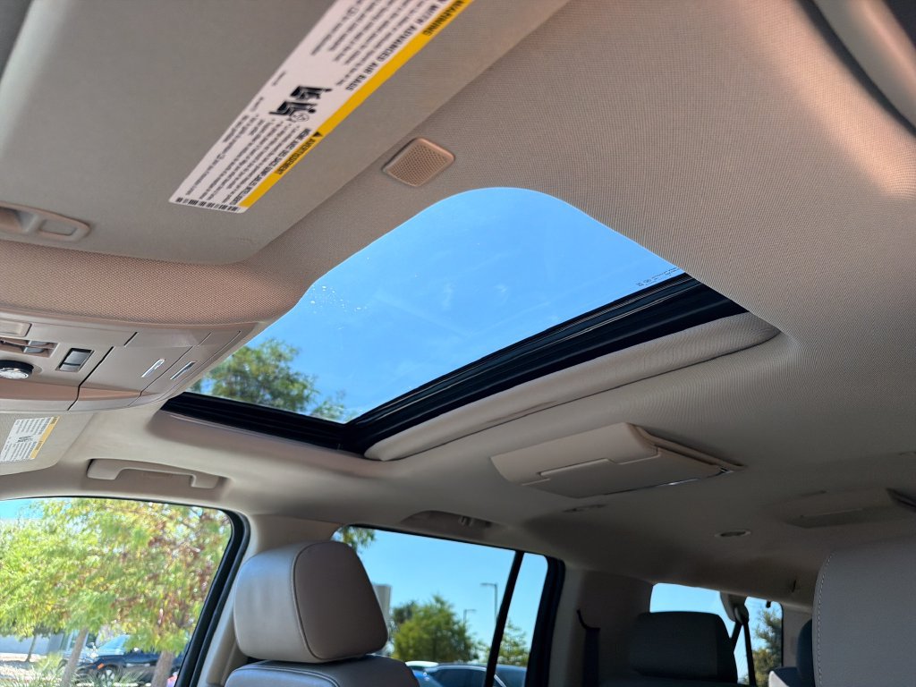 Used 2020 Chevrolet Suburban Premier RWD image 28