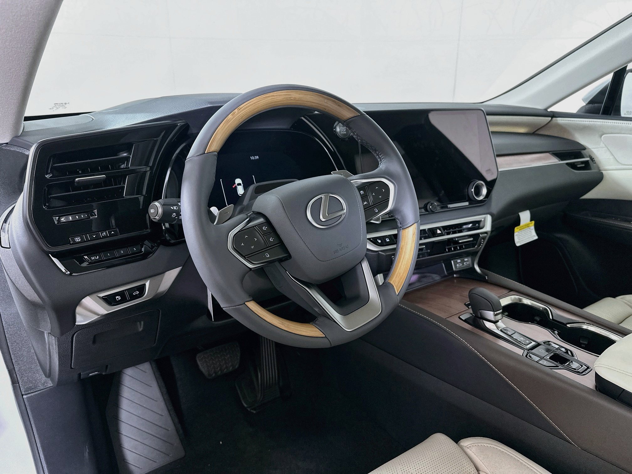 New 2026 Lexus RX 350 AWD w/ Convenience Package image 9