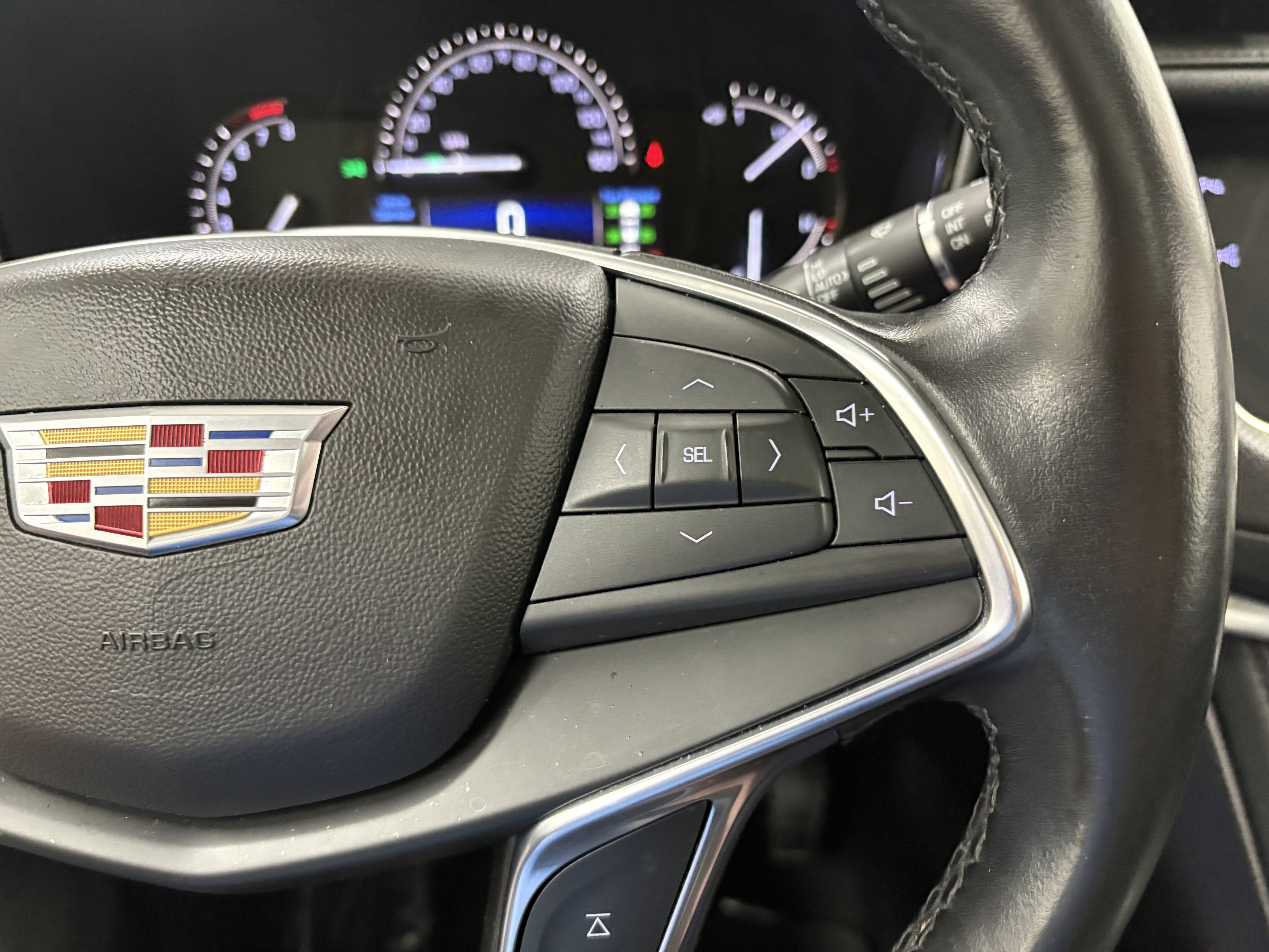 Used 2019 Cadillac XT5 Premium Luxury w/ Driver Assist Package AWD/4WD image 35
