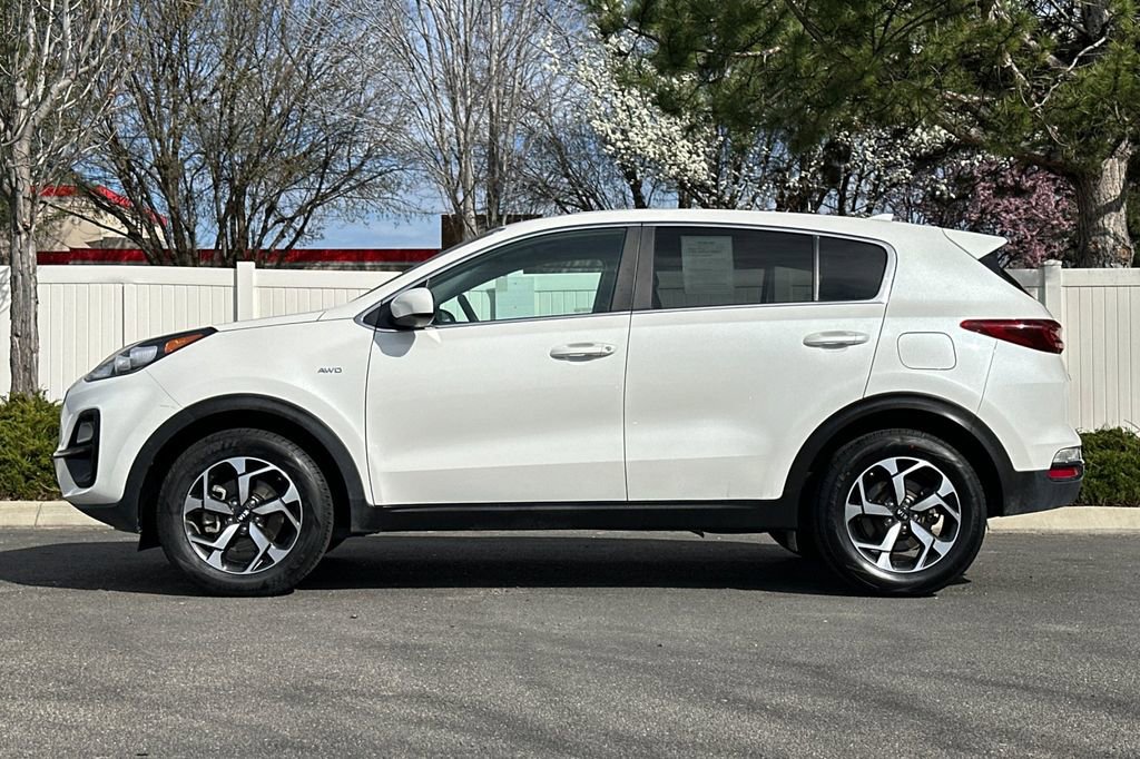 Used 2022 Kia Sportage LX image 7