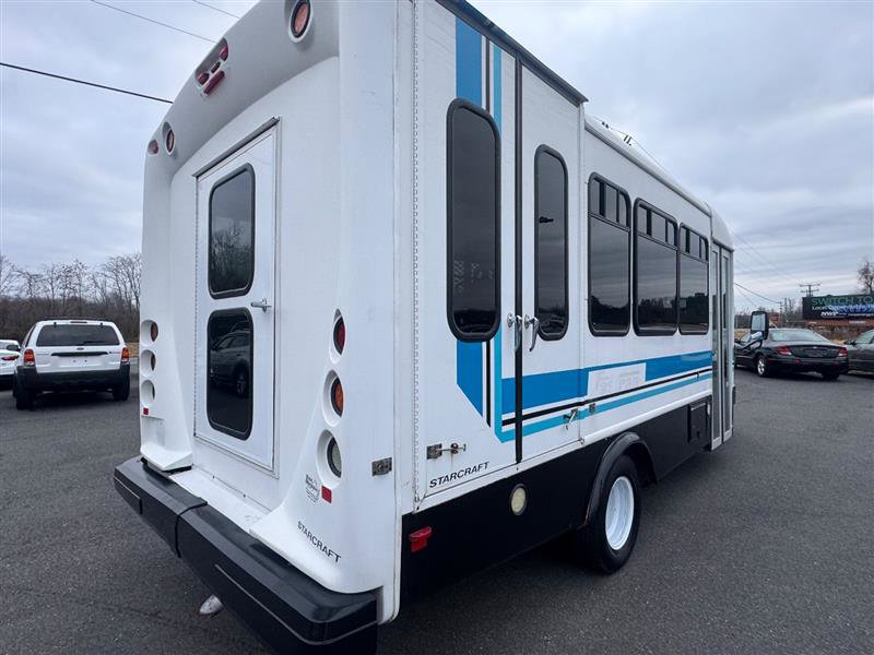 Used 2014 Ford E-450 and Econoline 450 Super Duty w/ Shuttle Bus Prep Package RWD image 28