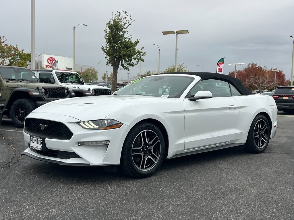 Used 2023 Ford Mustang Premium image 2