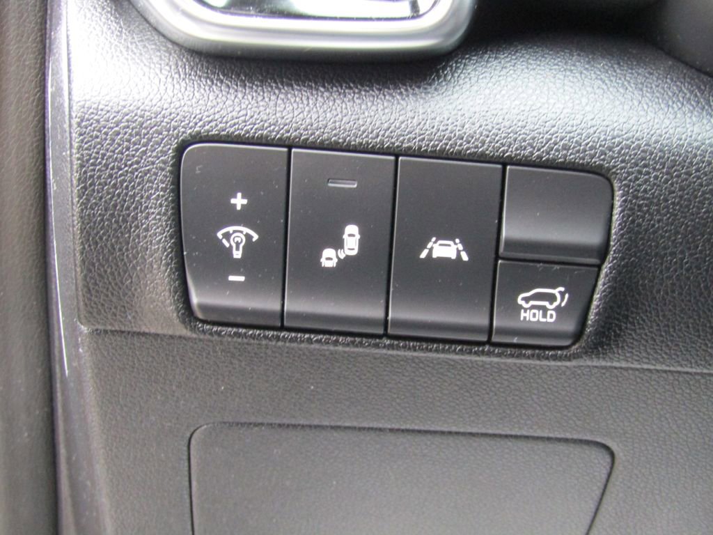 Used 2020 Kia Sportage SX image 18