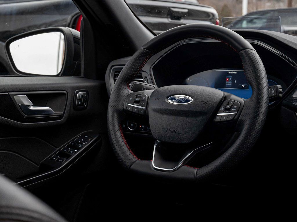 Used 2025 Ford Escape ST-Line Elite w/ Premium Technology Package image 22