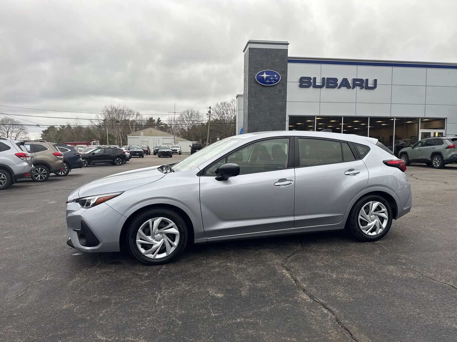 Certified 2024 Subaru Impreza 2.0i AWD/4WD image 4